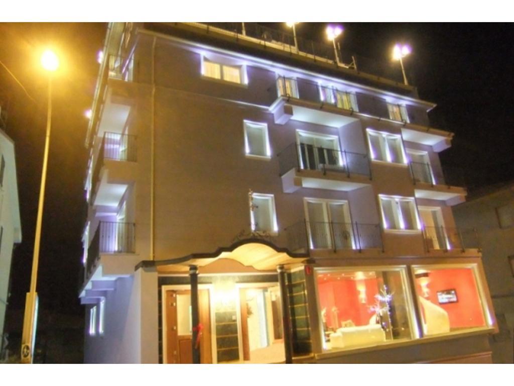 Hotel La Rosa Dei Venti Monte San Giusto Ngoại thất bức ảnh