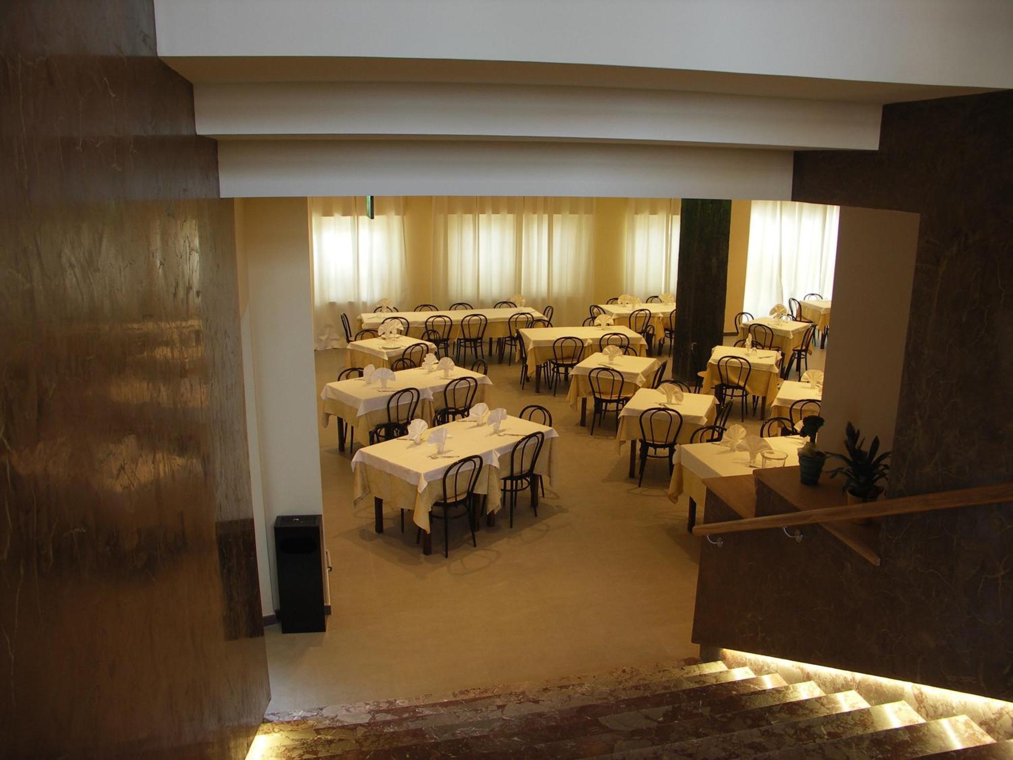 Hotel La Rosa Dei Venti Monte San Giusto Ngoại thất bức ảnh