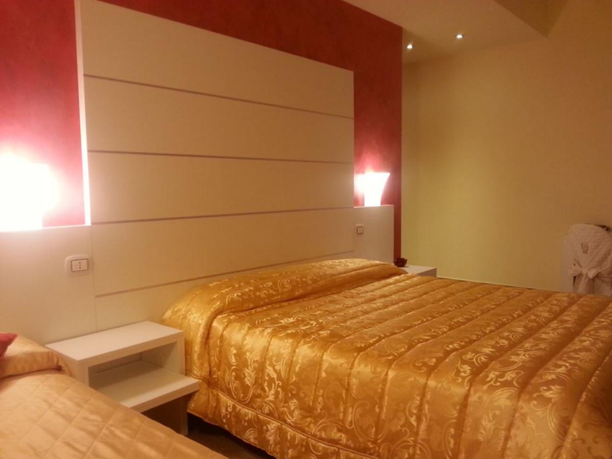Hotel La Rosa Dei Venti Monte San Giusto Ngoại thất bức ảnh