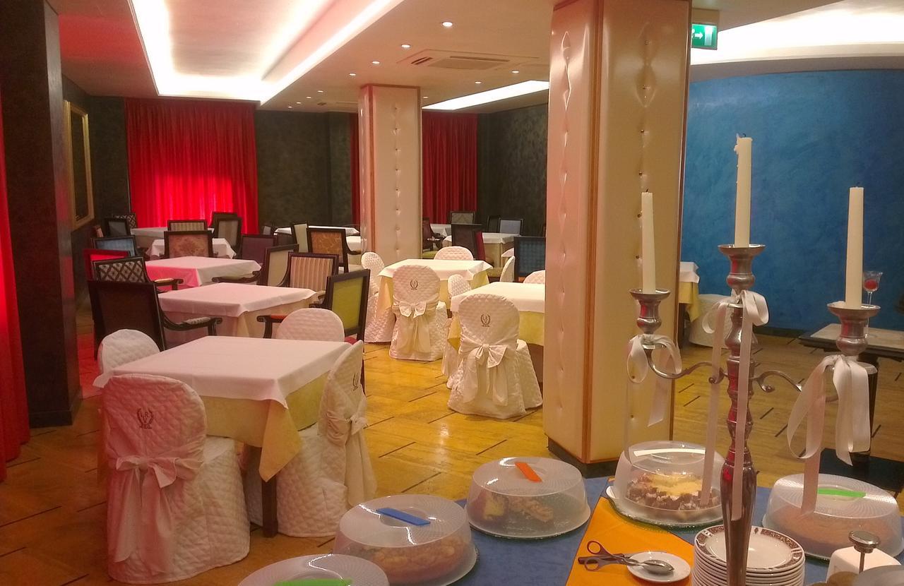 Hotel La Rosa Dei Venti Monte San Giusto Ngoại thất bức ảnh