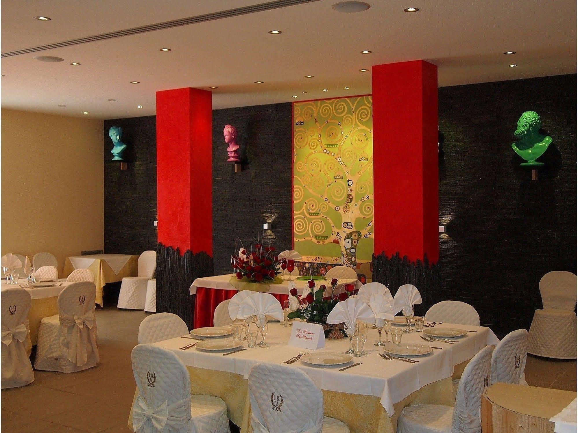 Hotel La Rosa Dei Venti Monte San Giusto Ngoại thất bức ảnh